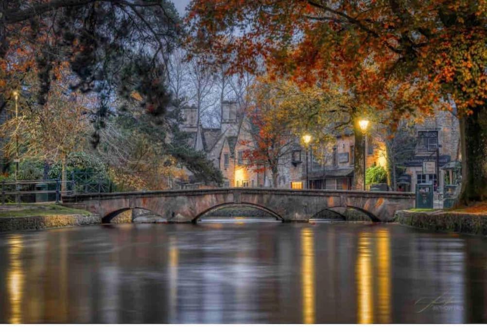 Beautiful Cotswold Couples Retreat Villa Bourton-on-the-Water Eksteriør billede